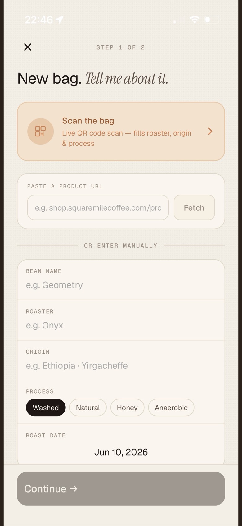 New bag screen — scan the bag's QR code or paste a product URL to fill in the details